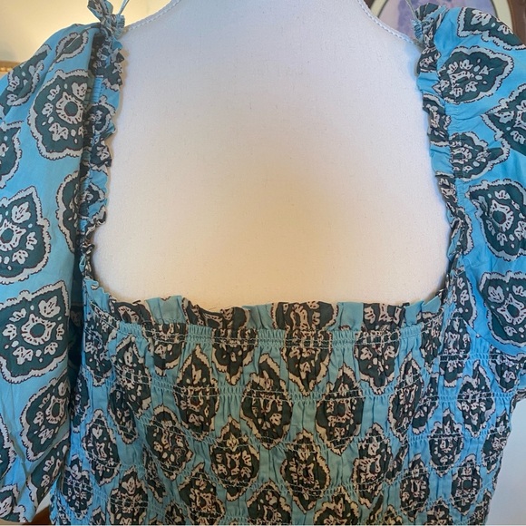 Maurices • Turquoise Medallion Print Smocked Puff Short Sleeve Top • Size 3X NWT - Picture 2 of 7